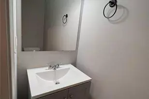 5670 Windswept Trce, Sugar Hill, GA 30518 - Photo 9