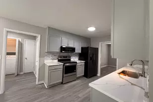 907 Strawberry Ct, Ellenwood, GA 30294 - Photo 7