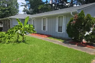 907 Strawberry Ct, Ellenwood, GA 30294 - Photo 3