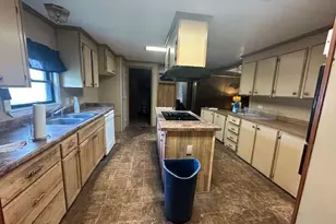 782 E Deerfield Rd, Bloomingdale, GA 31302 - Photo 5