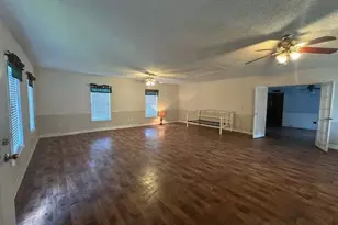 782 E Deerfield Rd, Bloomingdale, GA 31302 - Photo 17