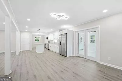 4188 Fontana Court, Tucker, GA 30084 - Photo 9