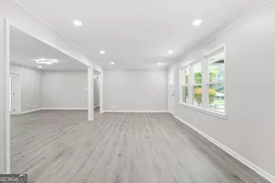 4188 Fontana Court, Tucker, GA 30084 - Photo 11