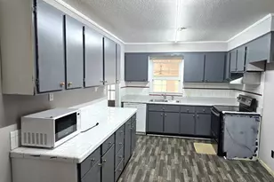 1052 Fairlane Dr, Louisville, GA 30434 - Photo 13