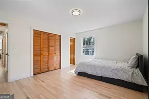 3390 Cedar Island Dr SW, Atlanta, GA 30311 - Photo 9