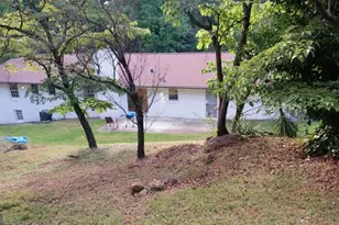 3390 Cedar Island Dr SW, Atlanta, GA 30311 - Photo 13