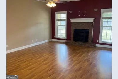 318 Lovorn Circle, Warner Robins, GA 31088 - Photo 9