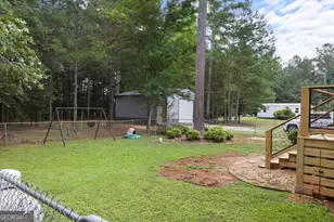 221 Creekside Dr, Arnoldsville, GA 30619 - Photo 9