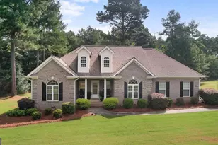 221 Creekside Dr, Arnoldsville, GA 30619 - Photo 3