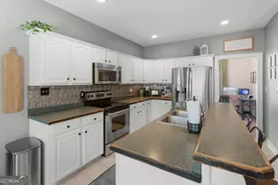 221 Creekside Dr, Arnoldsville, GA 30619 - Photo 23