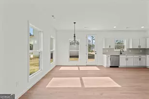 105 Burns Rd, Carrollton, GA 30117 - Photo 7