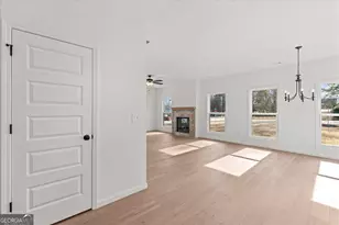 107 Burns Rd, Carrollton, GA 30117 - Photo 7