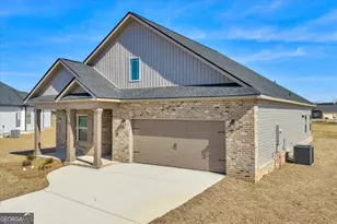 202 Eric Ct, Byron, GA 31008 - Photo 3