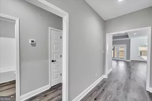 202 Eric Ct, Byron, GA 31008 - Photo 5