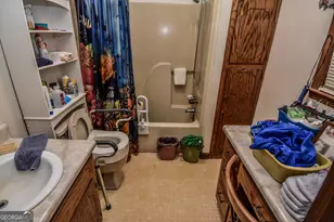 223 Ward Rd, Williamson, GA 30292 - Photo 47