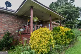 223 Ward Rd, Williamson, GA 30292 - Photo 21