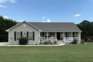 733 Woodland Way, Dewy Rose, GA 30634 - Photo 3