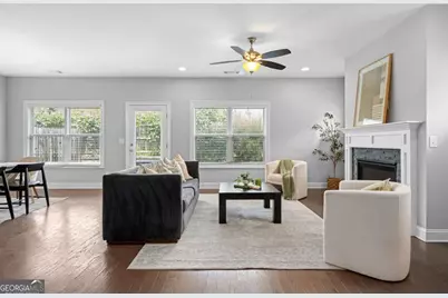 1055 Johnsons Grove, Atlanta, GA 30318 - Photo 7