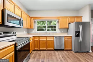 350 Brentwood Dr, Newnan, GA 30263 - Photo 11