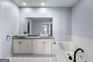 50 Biscayne Dr NW, Atlanta, GA 30309 - Photo 25