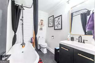 872 Henderson Dr, Dublin, GA 31021 - Photo 9