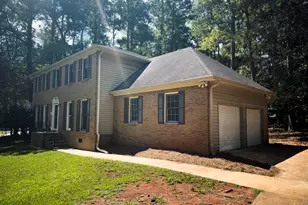 165 Forest Lake Dr, Fayetteville, GA 30215 - Photo 3