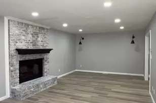 165 Forest Lake Dr, Fayetteville, GA 30215 - Photo 5