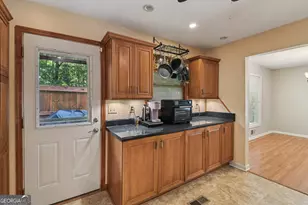 634 Knollwood Cir SE, Conyers, GA 30094 - Photo 15