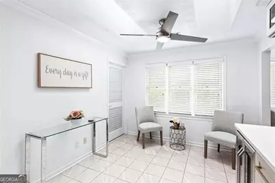 24 Saint Claire Lane NE, Atlanta, GA 30324 - Photo 17