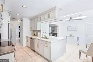 24 St Claire Ln NE, Atlanta, GA 30324 - Photo 9