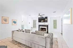 24 St Claire Ln NE, Atlanta, GA 30324 - Photo 7