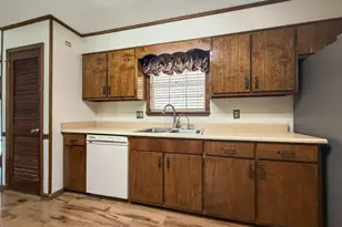 6501 Harley Trail, Blackshear, GA 31516 - Photo 7