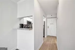 2870 Pharr Ct S Northwest, Atlanta, GA 30305 - Photo 19
