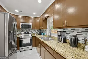 5950 Springview Dr, Forest Park, GA 30297 - Photo 17