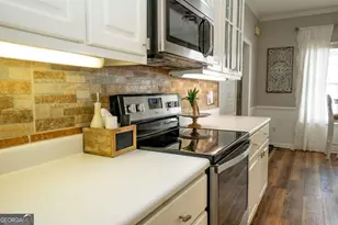 3930 Golfview Dr, Blackshear, GA 31516 - Photo 7