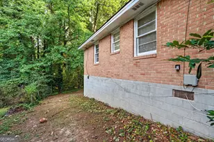 2370 Farley St, East Point, GA 30344 - Photo 27