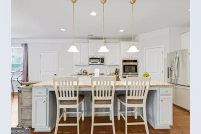 201 Vandalay Way, Locust Grove, GA 30248 - Photo 5