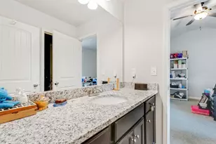 201 Vandalay Way, Locust Grove, GA 30248 - Photo 35