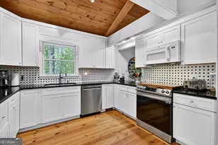 31 Highland Hammock Dr, Blue Ridge, GA 30513 - Photo 9