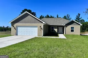 254 Satilla Sands Dr, Waynesville, GA 31566 - Photo 1