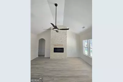 104 Canterbury Drive, Lagrange, GA 30241 - Photo 7