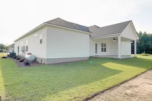 101 Bailey Cir, Thomasville, GA 31757 - Photo 7