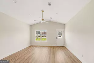 260 Central St, Baxley, GA 31513 - Photo 13