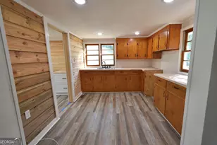 74 Durham St, Eastman, GA 31023 - Photo 11