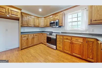 4525 Oakview Road, Waycross, GA 31503 - Photo 11