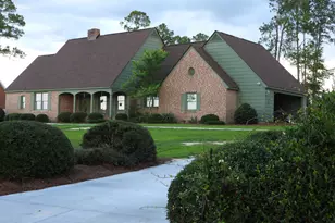 220 Lake Shore Dr, Alma, GA 31510 - Photo 1