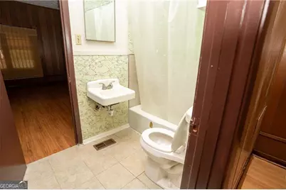 305 Wolfe Street, Dublin, GA 31021 - Photo 15