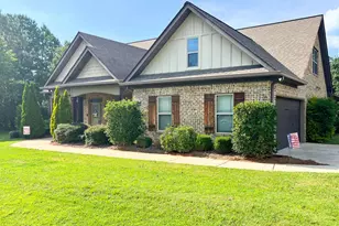 205 Dupont Ct, McDonough, GA 30252 - Photo 3