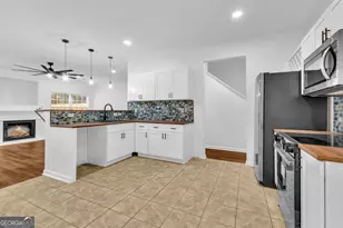 2849 Windsor Forrest Ct, Atlanta, GA 30349 - Photo 9