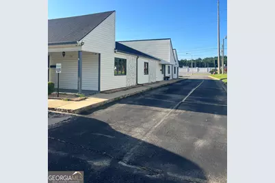 2066 Watson Boulevard #3, Warner Robins, GA 31093 - Photo 3